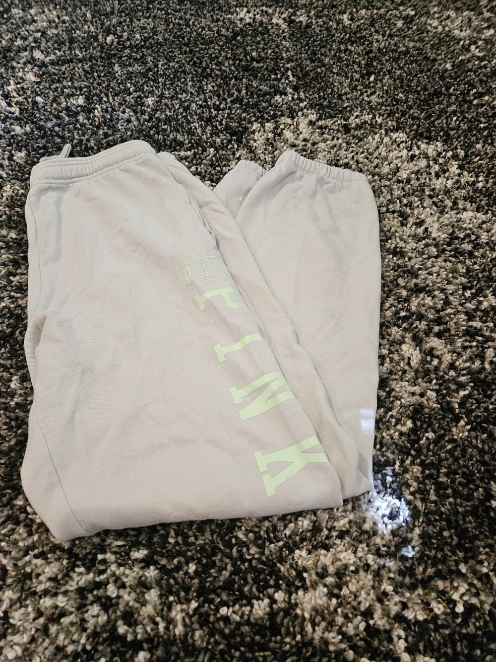 Victoria's Secret PINK Light Gray Lounge Joggers. Size Small